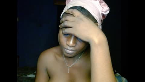 Snapshot of eatuupx chatting on February 23, 1:35 am eatuupx online show from February 23, 1:35 am