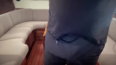 Snapshot of ebnk15 chatting on December 15, 2:27 pm ebnk15 online show from December 15, 2:27 pm