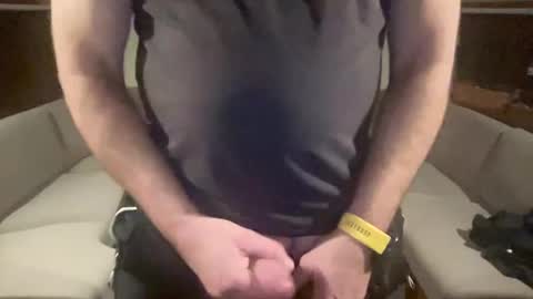 Snapshot of ebnk15 chatting on December 17, 5:15 pm ebnk15 online show from December 17, 5:15 pm