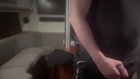 Snapshot of ebnk15 chatting on December 18, 12:10 am ebnk15 online show from December 18, 12:10 am