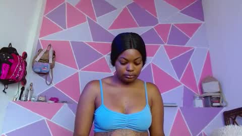 Snapshot of ebony_alika chatting on November 4, 4:50 pm Alika Ashanti online show from November 4, 4:50 pm