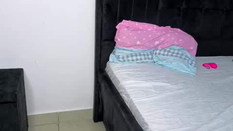 Snapshot of ebony_arya chatting on October 2, 8:10 am Arya online show from October 2, 8:10 am