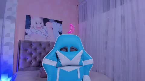 Snapshot of ebony_colombian chatting on March 7, 12:48 am Andrea online show from March 7, 12:48 am