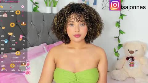 Snapshot of ebony_curly2 chatting on March 6, 10:58 pm isa online show from March 6, 10:58 pm