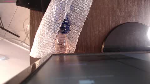 ebony_foxxx online show from January 10, 3:41 am