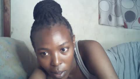 Snapshot of ebony_phoenix12 chatting on October 22, 11:59 pm ebony_phoenix12 online show from October 22, 11:59 pm