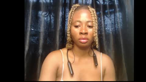 Queen online show from April 7, 8:48 am