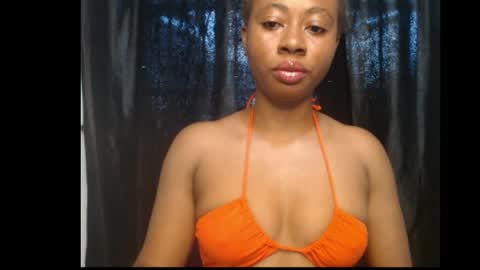 Queen online show from April 18, 9:46 am