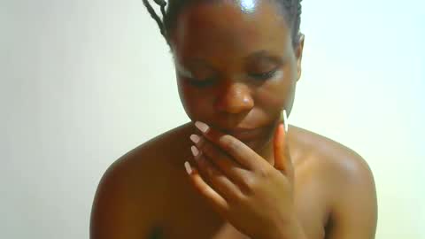 Snapshot of ebony_shan_ chatting on October 26, 4:13 pm Shanny online show from October 26, 4:13 pm