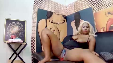 ebony_sweetheart online show from March 5, 7:10 pm