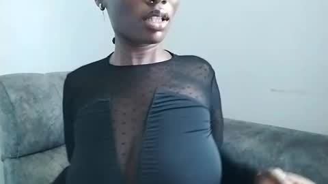 Ebony Melanie online show from February 28, 10:52 am