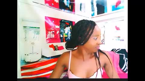 Snapshot of ebonycreamy69 chatting on December 6, 1:22 pm Nova online show from December 6, 1:22 pm