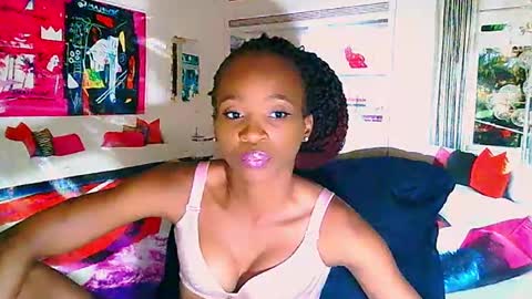 Snapshot of ebonycreamy69 chatting on December 11, 7:36 pm Nova online show from December 11, 7:36 pm