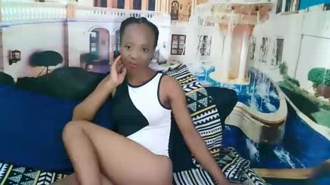 Snapshot of ebonycreamy69 chatting on December 17, 10:54 pm Nova online show from December 17, 10:54 pm