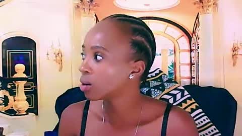 Snapshot of ebonycreamy69 chatting on December 30, 6:16 pm Nova online show from December 30, 6:16 pm