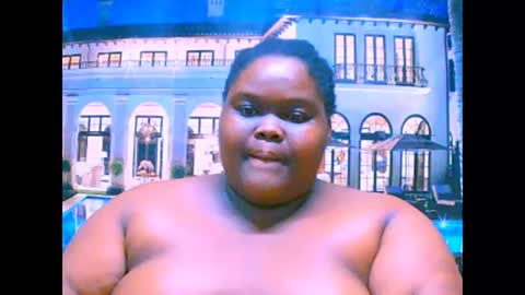 Snapshot of ebonyhotbuns4u2luv chatting on September 27, 7:46 am ebonyhotbuns4u2luv online show from September 27, 7:46 am