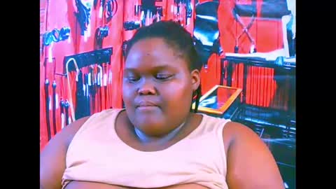 Snapshot of ebonyhotbuns4u2luv chatting on October 25, 8:33 am ebonyhotbuns4u2luv online show from October 25, 8:33 am