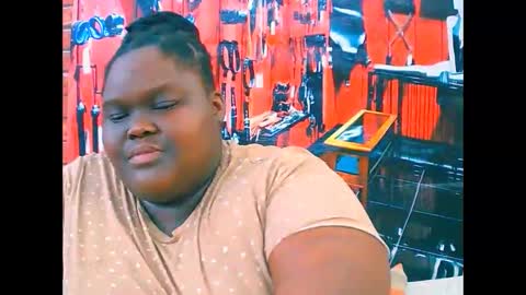 Snapshot of ebonyhotbuns4u2luv chatting on November 11, 8:36 am ebonyhotbuns4u2luv online show from November 11, 8:36 am