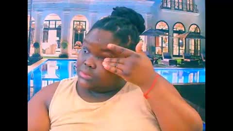 Snapshot of ebonyhotbuns4u2luv chatting on November 30, 7:07 pm ebonyhotbuns4u2luv online show from November 30, 7:07 pm