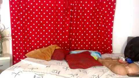 Snapshot of ebonyjdore chatting on December 3, 5:26 am rosmary online show from December 3, 5:26 am