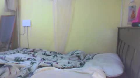 Ebonymuse2 online show from March 18, 3:31 am