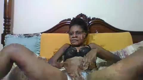 Snapshot of ebonyqueen4 chatting on March 3, 11:11 am JACKLINE online show from March 3, 11:11 am