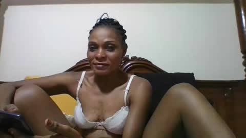 Snapshot of ebonyqueen4 chatting on March 7, 11:40 am JACKLINE online show from March 7, 11:40 am
