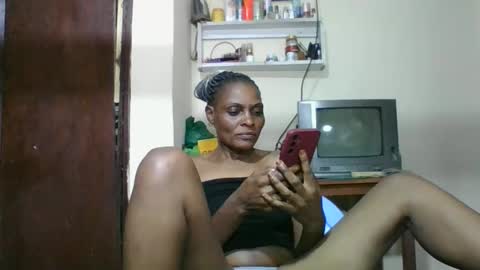 Snapshot of ebonyqueen4 chatting on October 1, 1:17 pm JACKLINE online show from October 1, 1:17 pm