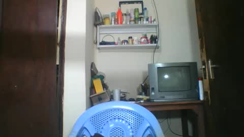 Snapshot of ebonyqueen4 chatting on October 31, 8:37 am JACKLINE online show from October 31, 8:37 am