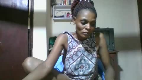 Snapshot of ebonyqueen4 chatting on November 14, 7:18 am JACKLINE online show from November 14, 7:18 am