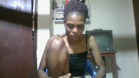 Snapshot of ebonyqueen4 chatting on November 17, 8:09 am JACKLINE online show from November 17, 8:09 am
