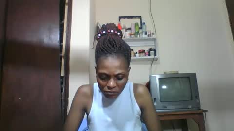 Snapshot of ebonyqueen4 chatting on November 18, 8:19 am JACKLINE online show from November 18, 8:19 am