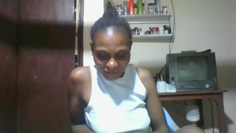 Snapshot of ebonyqueen4 chatting on December 1, 8:25 pm JACKLINE online show from December 1, 8:25 pm