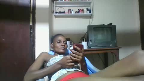 Snapshot of ebonyqueen4 chatting on December 2, 8:37 pm JACKLINE online show from December 2, 8:37 pm