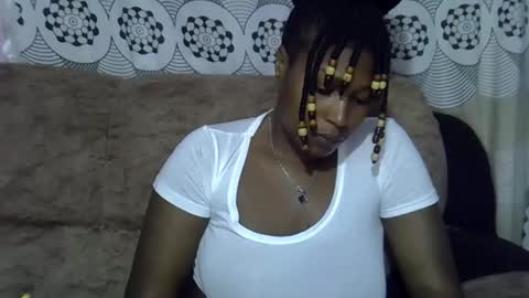 pretty online show from May 23, 9:46 am