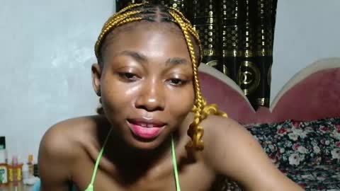 Snapshot of ebonyxxbabe chatting on June 2, 7:16 pm ebonyxxbabe online show from June 2, 7:16 pm