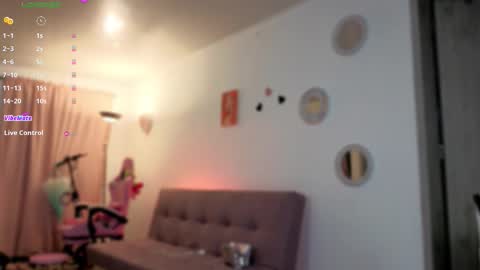 Snapshot of ecchi_sixxx chatting on November 30, 12:14 am Colette online show from November 30, 12:14 am