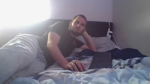 Snapshot of eclipticice94 chatting on September 28, 6:02 pm eclipticice94 online show from September 28, 6:02 pm