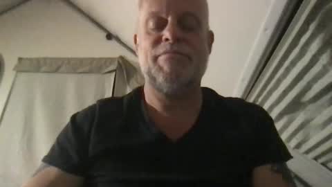 Z online show from November 17, 2:39 am