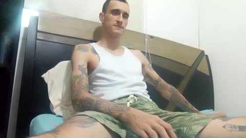 Snapshot of ed_big_cock chatting on November 23, 9:03 pm Edd Gallego online show from November 23, 9:03 pm