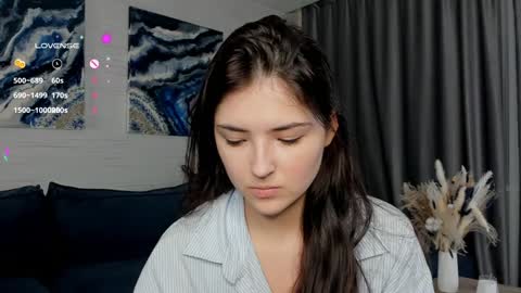 Viola online show from December 2, 11:45 am