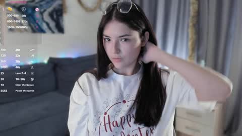 Viola online show from December 27, 1:18 pm