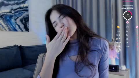 Viola online show from January 26, 1:04 pm