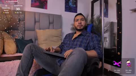 Snapshot of edahi1386 chatting on September 15, 10:15 am edahi1386 online show from September 15, 10:15 am