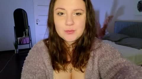 Snapshot of edalyn_af chatting on September 27, 7:08 pm      online show from September 27, 7:08 pm