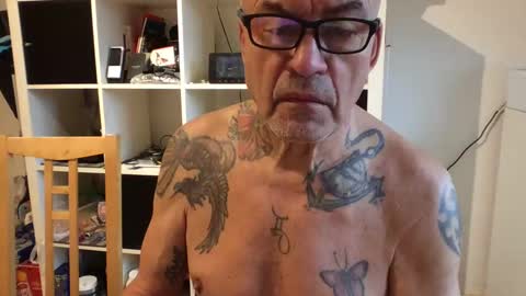 eddelmar online show from February 25, 8:58 am