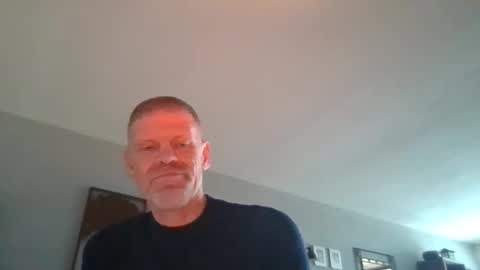 Snapshot of eddie4767 chatting on October 5, 9:29 am eddie4767 online show from October 5, 9:29 am