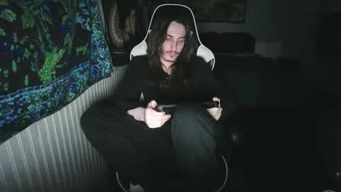 eddy815 online show from February 12, 8:09 am