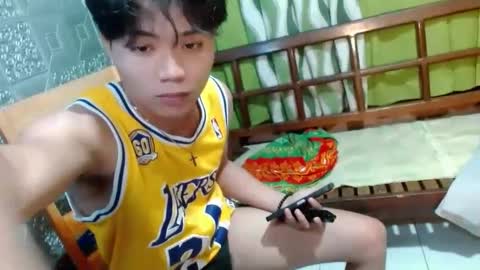 Snapshot of edelcum_xx chatting on February 16, 12:32 pm edelcum_xx online show from February 16, 12:32 pm