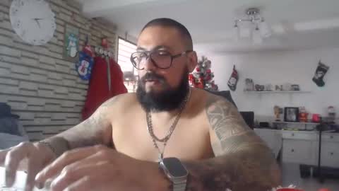 Snapshot of edgarram83 chatting on December 15, 8:24 pm edgarram83 online show from December 15, 8:24 pm